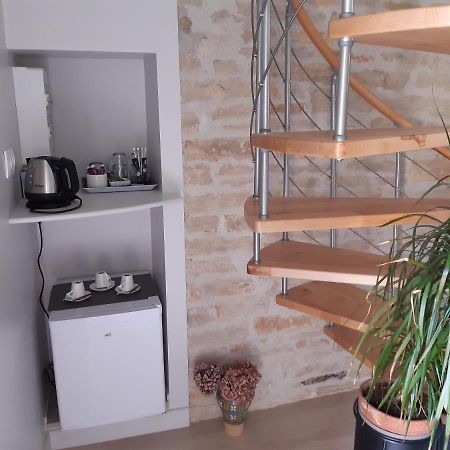 Bed and Breakfast 10 Côté Cour Chaux  Esterno foto