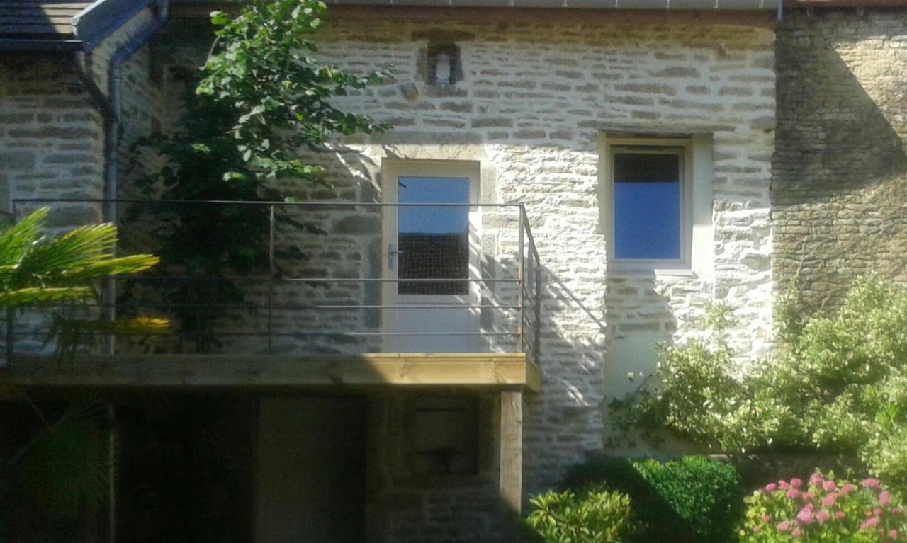 Bed and Breakfast 10 Côté Cour Chaux  Esterno foto