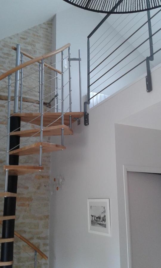 Bed and Breakfast 10 Côté Cour Chaux  Esterno foto